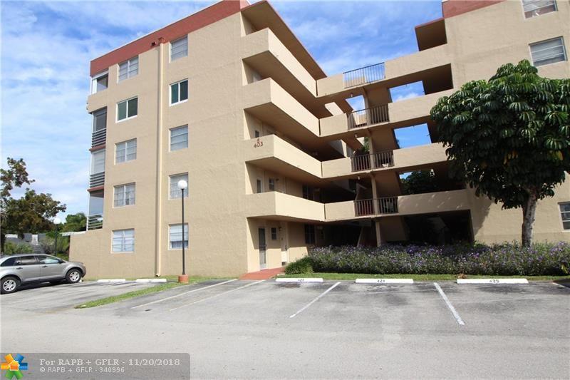 403 68th Ave - Photo 1