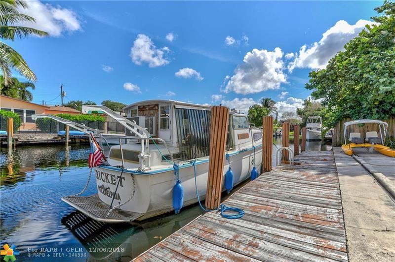 4720 43rd Ave - Photo 1
