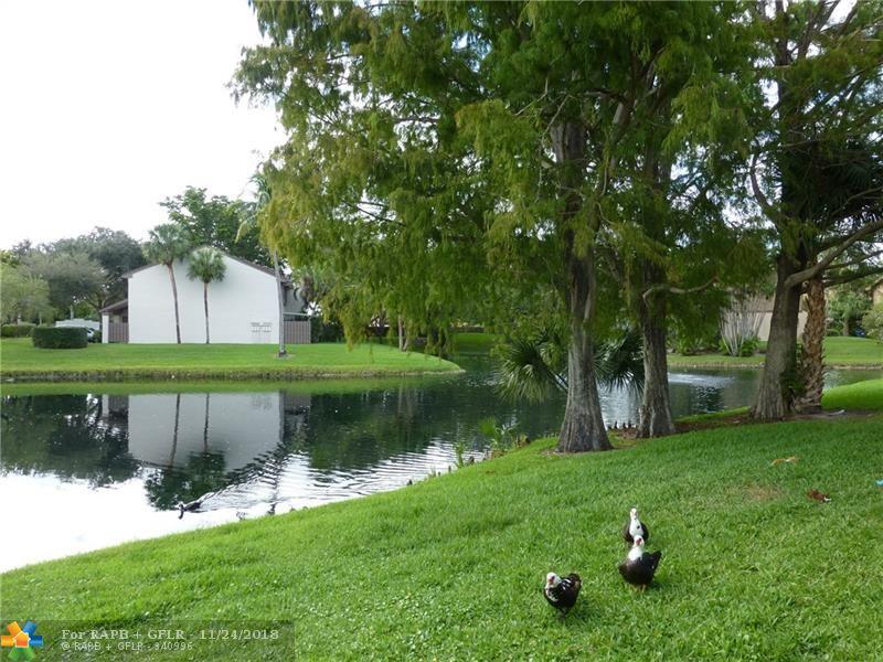 4818 82nd Ave - Photo 1