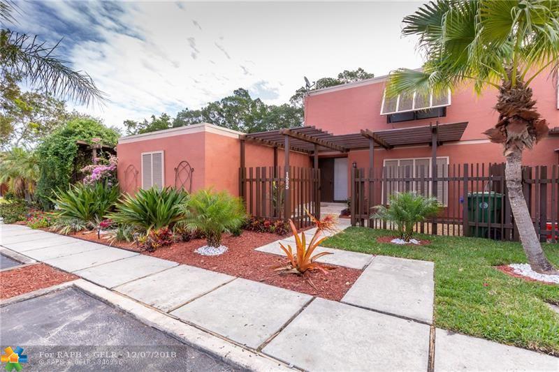 1525 Fairway Rd - Photo 1