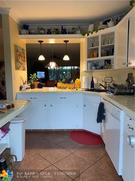 900 12 St - Photo 1