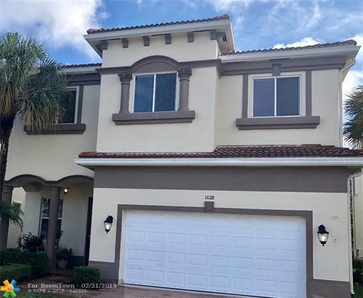 1028 Grove Park Cir - Photo 1