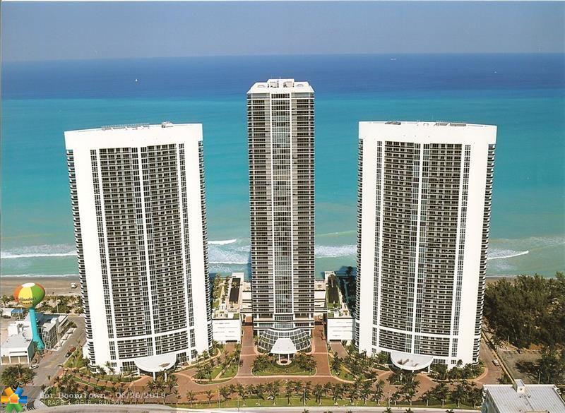 1800 Ocean Dr - Photo 1
