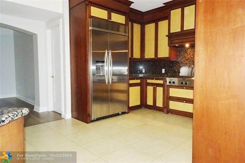 4241 Ocean Blvd - Photo 1
