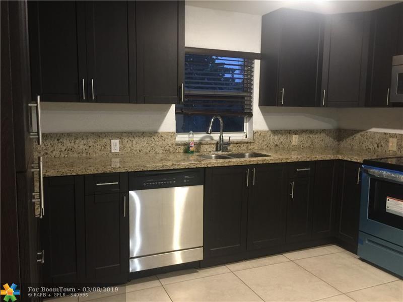 4728 22nd St - Photo 1