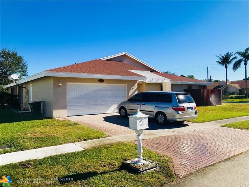 8901 79th Ct - Photo 1