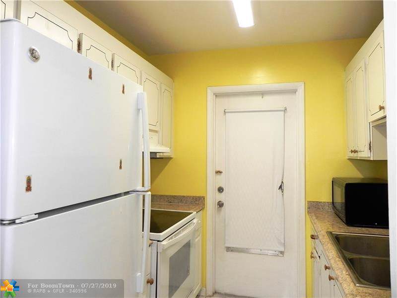 515 Crescent Dr - Photo 1