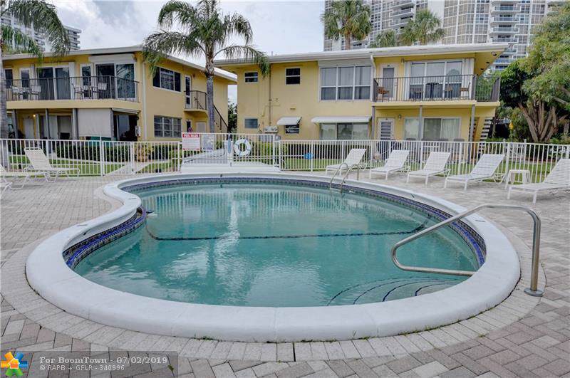 2901 33rd Ave - Photo 1