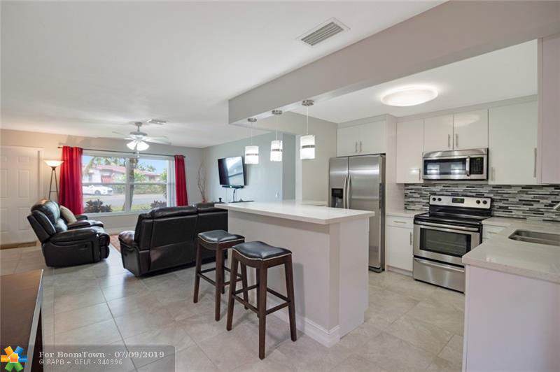 1731 Fairfax Dr - Photo 1