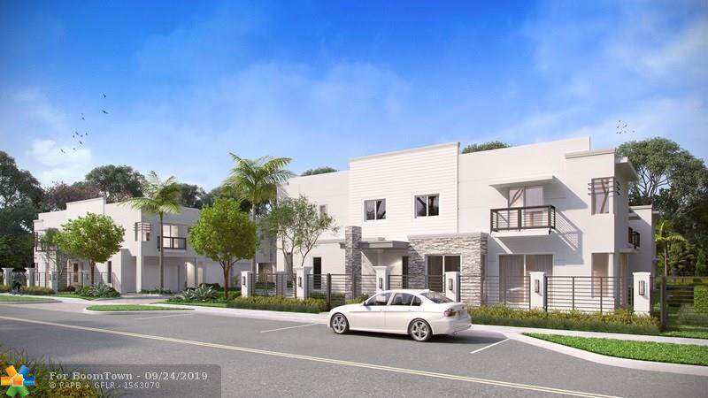 815 17TH AVE - Photo 1