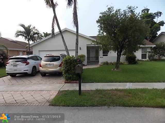 8561 47th Ct - Photo 1