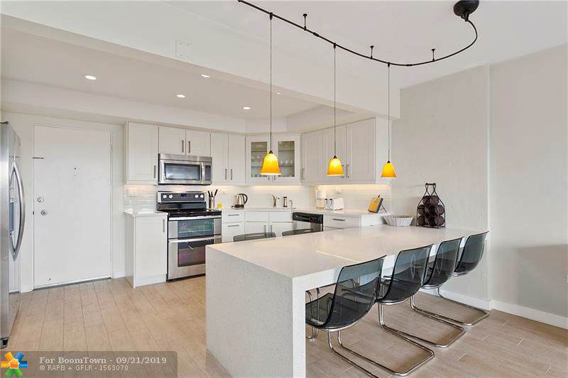 3111 Ocean Dr - Photo 1
