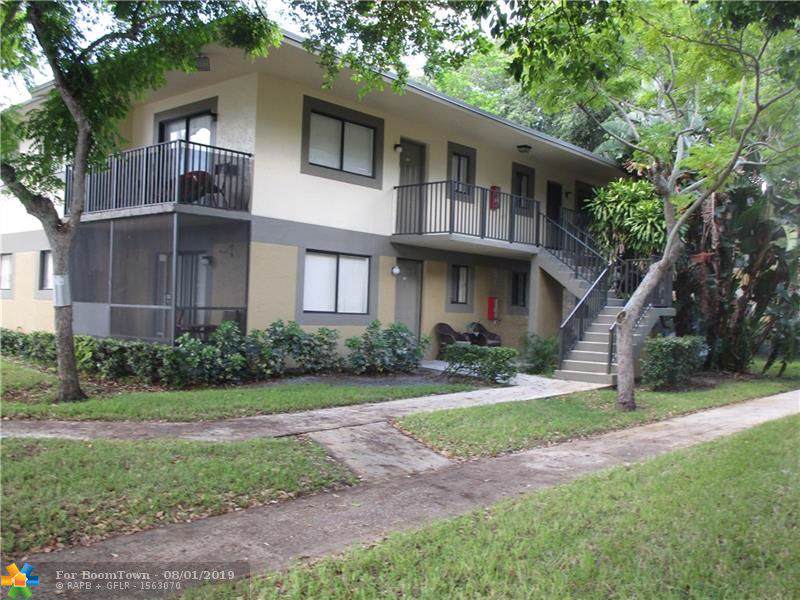 655 Trace Cir - Photo 1