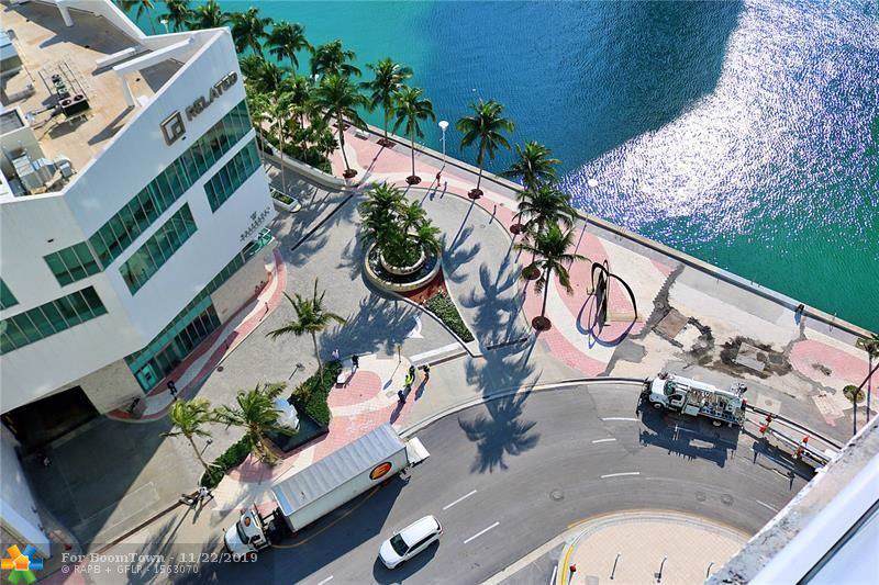 300 Biscayne Blvd - Photo 1