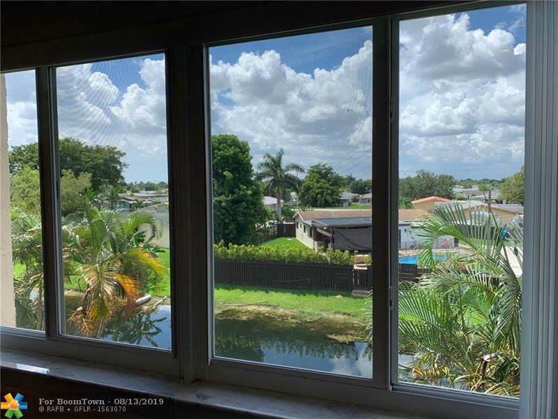 6770 Royal Palm Blvd - Photo 1