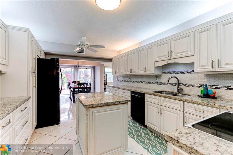 5819 Australian Pine Dr - Photo 1