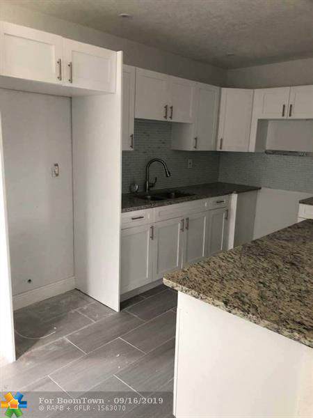 3361 7th St - Photo 1