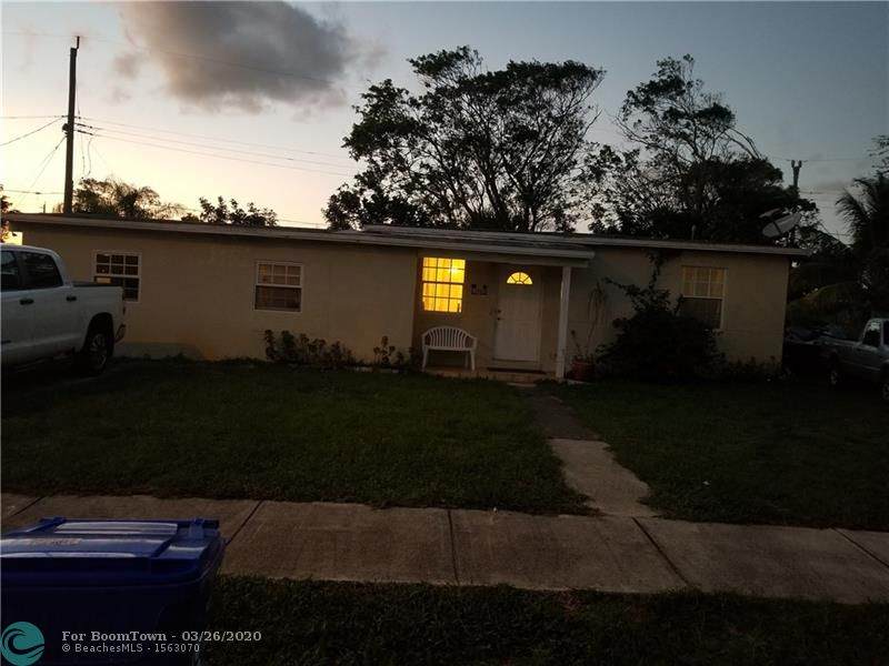 1731 48th Ct - Photo 1