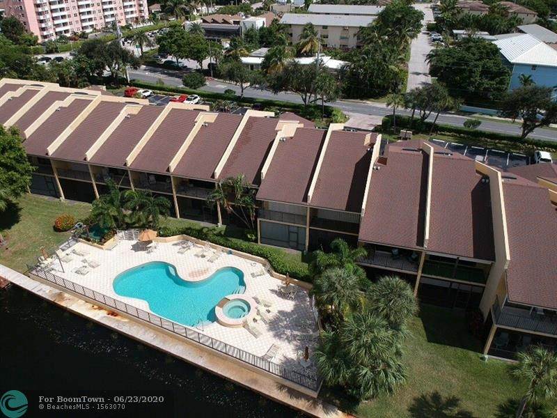1301 Riverside Dr - Photo 1