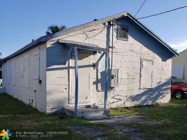 634 49th St - Photo 1