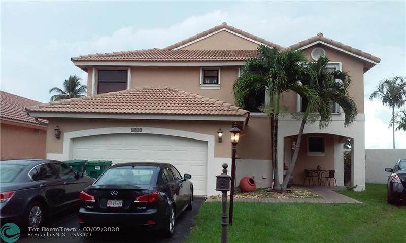 6220 Plymouth Ln - Photo 1