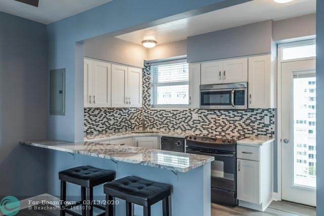 1920 Ocean Dr - Photo 1