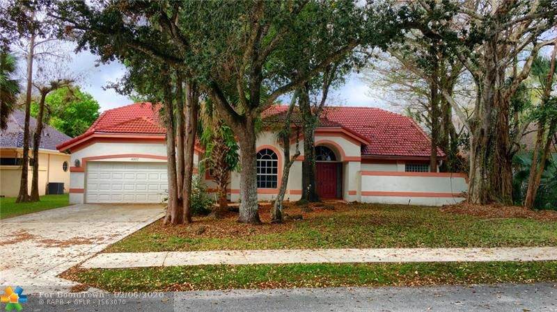 4917 67th Ave - Photo 1
