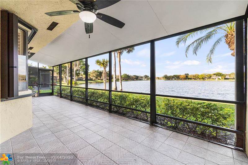 252 97th Ave - Photo 1