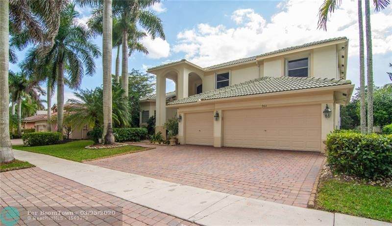903 Stillwater Ct - Photo 1