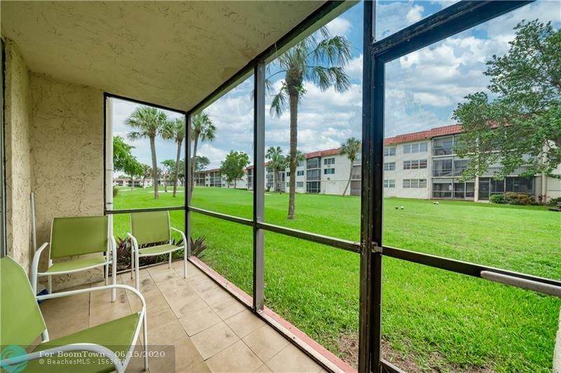 8960 Hollybrook Blvd - Photo 1