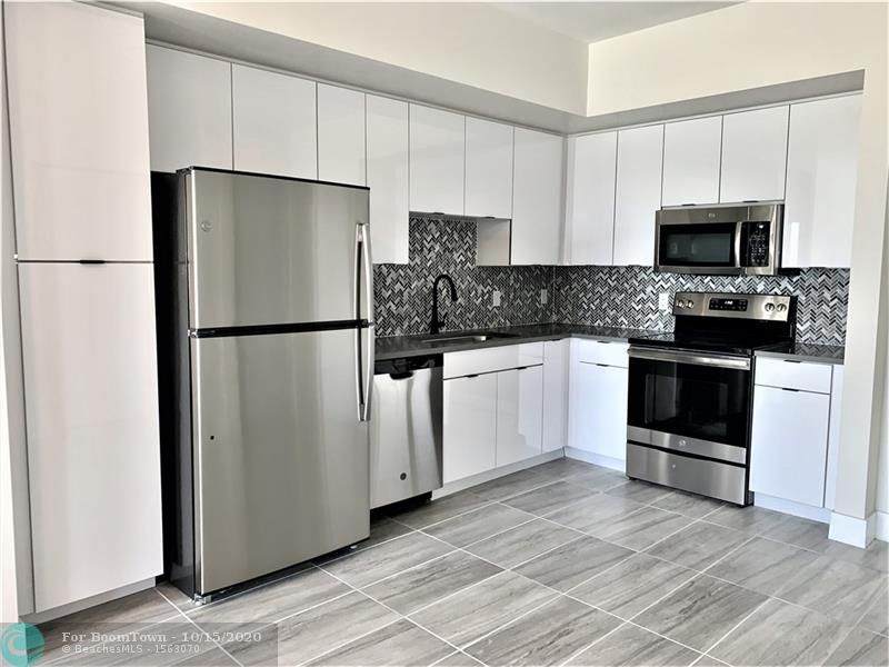 275 Federal Hwy - Photo 1