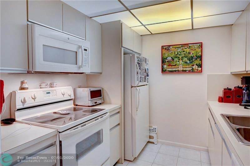 3404 Bimini Ln - Photo 1