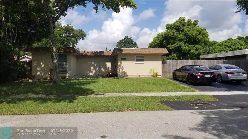 7809 73rd Ave - Photo 1