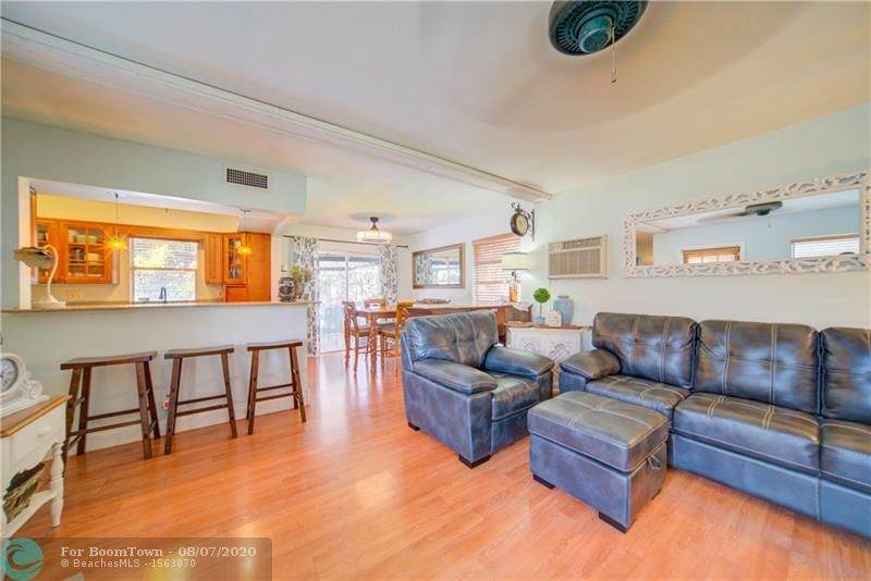 7904 70th Ave - Photo 1