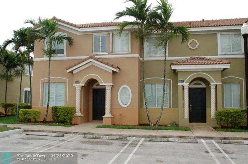 2324 10 Street - Photo 1