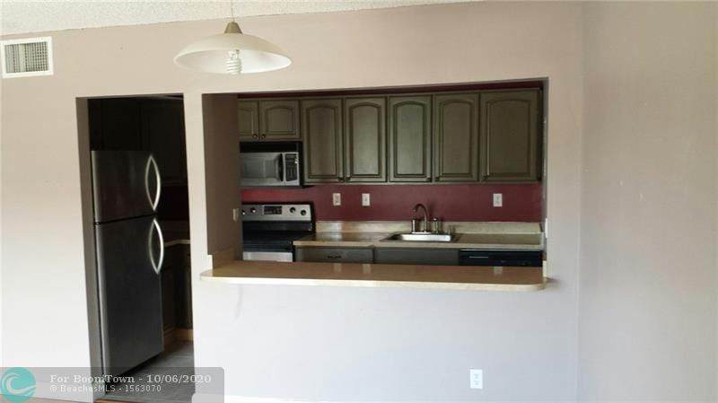 505 Pine Island Rd - Photo 1