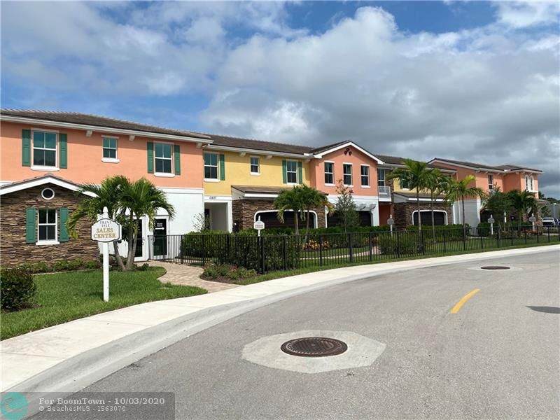 12853 Trevi Isle Dr - Photo 1