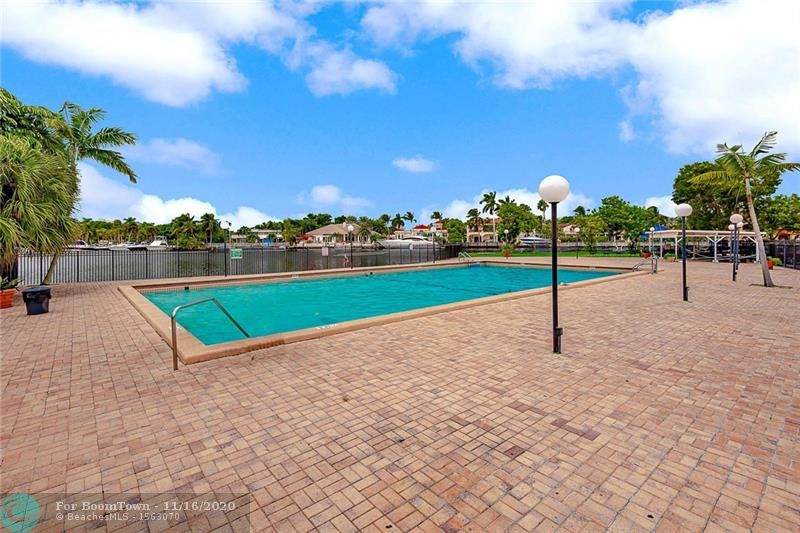 2000 Atlantic Shores Blvd - Photo 1