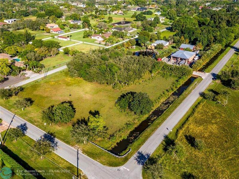 17640 65 CT - Photo 1