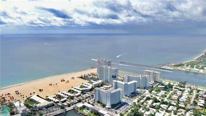 1900 Ocean Dr - Photo 1