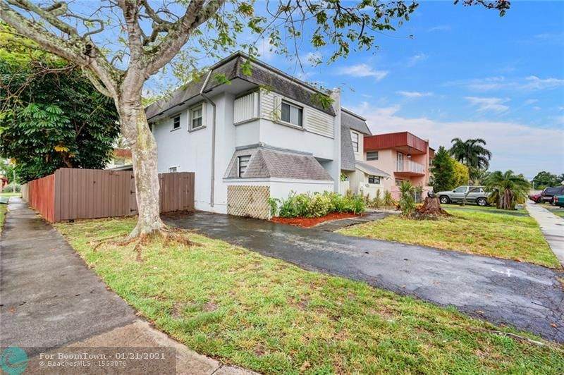 8002 Forest Blvd - Photo 1