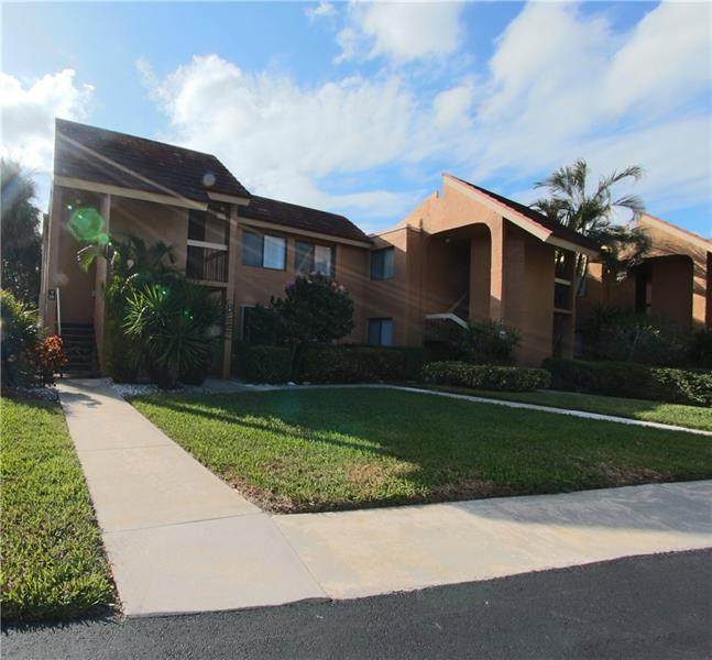 11205 Green Lake Dr - Photo 1