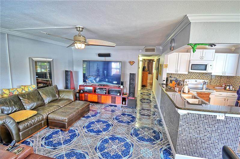 157 Cambridge G - Photo 1