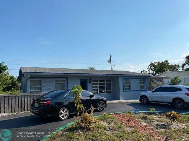 1420 32nd St - Photo 1