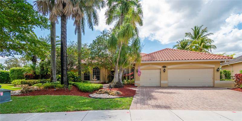 2484 Poinciana Ln - Photo 1