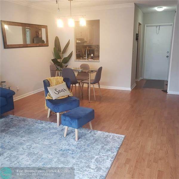 530 2nd Ave - Photo 1