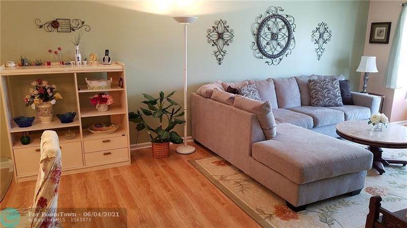 2220 68th St - Photo 1