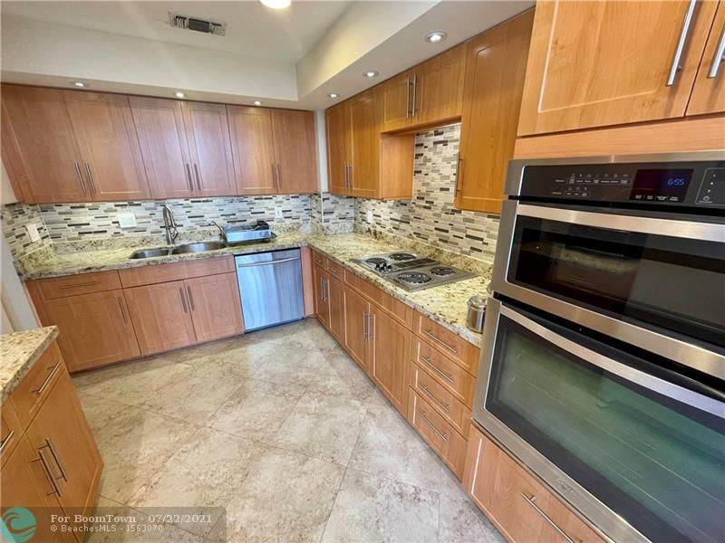 4114 Palm Aire Dr - Photo 1