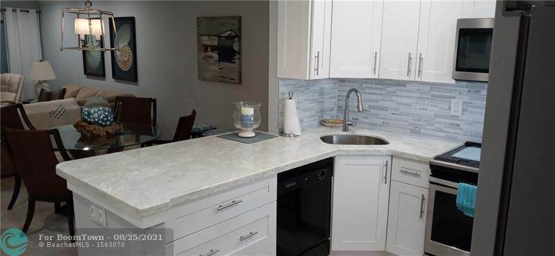 1319 Hillsboro Blvd - Photo 1