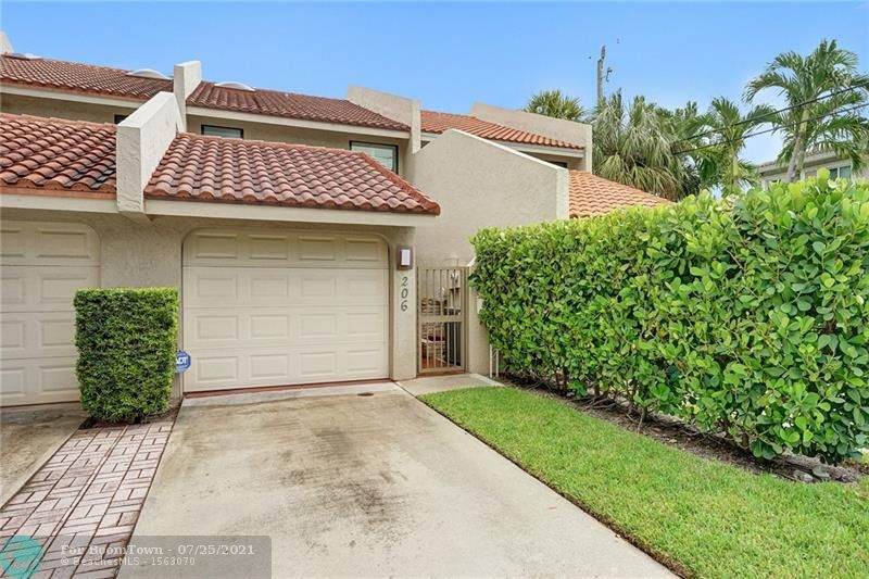 206 Washingtonia Avenue - Photo 1